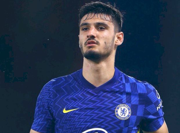 ค้อนยื่น 30 ลป. ขอสิงห์ปล่อย "โบรย่า"