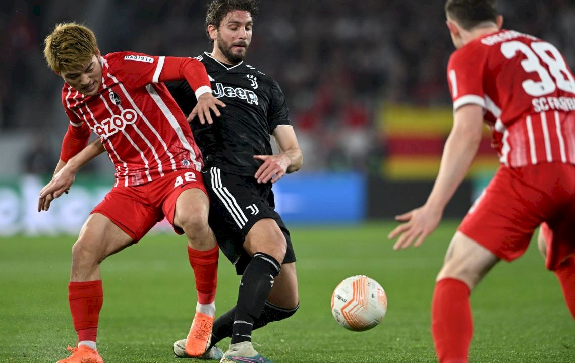 ม้าลายดีดไฟร์บวร์ก10ตัว2-0เข้ารอบอีกทีม