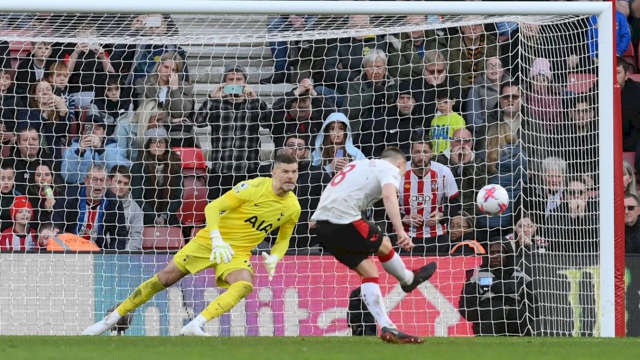 นักบุญตายยากยิง90+3ตีเจ๊าไก่3-3