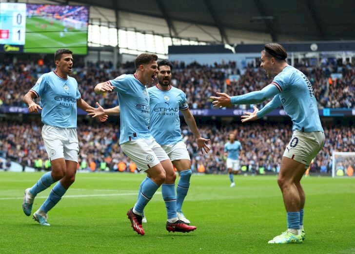 เรือไม่ฟูลอัดหงส์ 4-1 ลดห่างจ่าฝูง 5 แต้ม