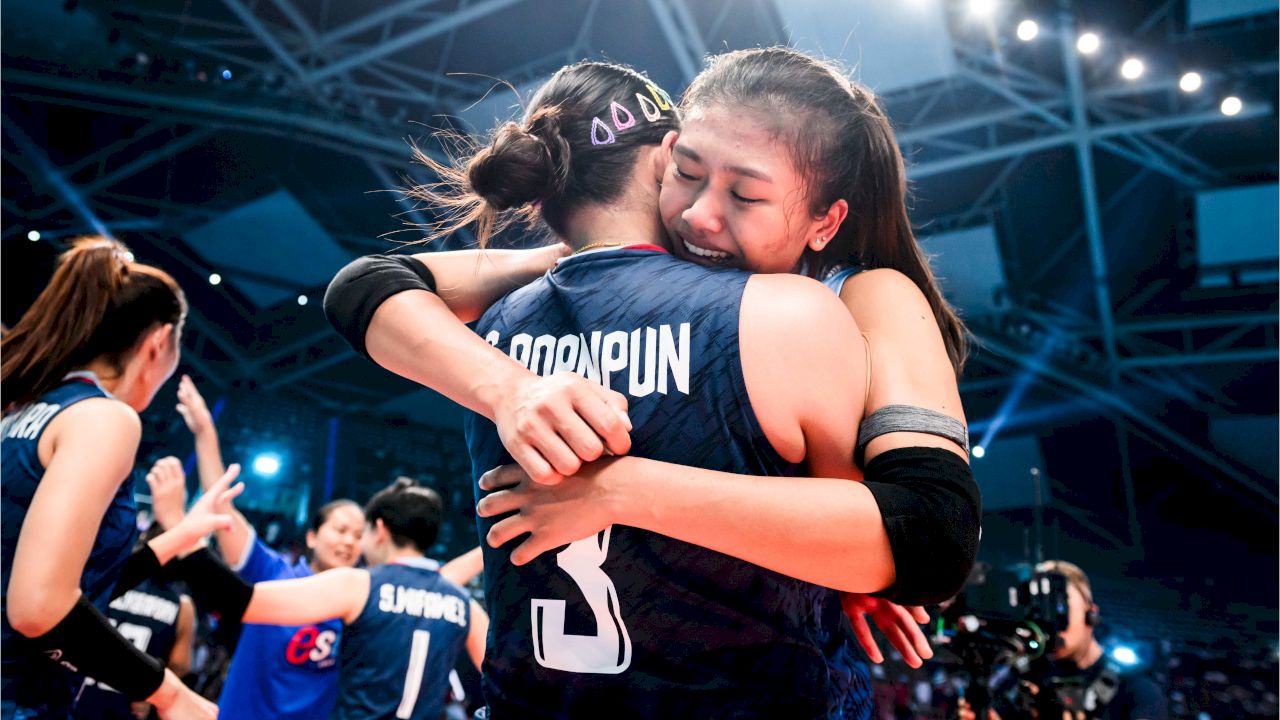 หัวใจจะวาย!! สาวไทยทำได้ !!  ตบชนะโปแลนด์ไป 3 - 2 เซต เป็นการชนะโปแลนด์ได้ในรอบ 5 ปี