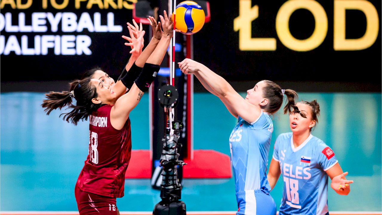 ร้อนแรงต่อเนื่อง!!! นักตบสาวทีมชาติไทย ชนะ สโลวีเนีย 3 : 0 เซต