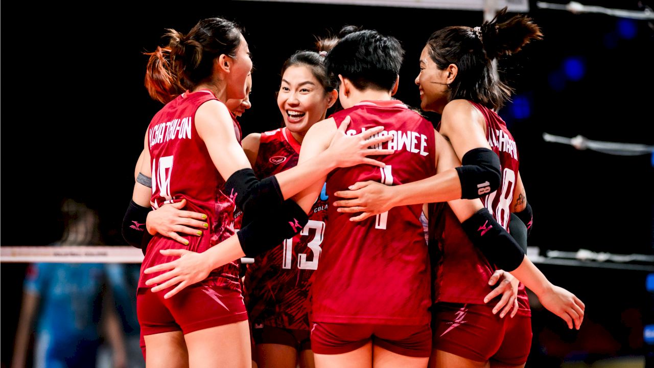 ร้อนแรงต่อเนื่อง!!! นักตบสาวทีมชาติไทย ชนะ สโลวีเนีย 3 : 0 เซต