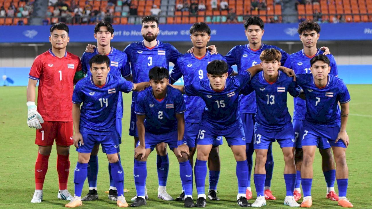 แพ้ แต่ได้ไปต่อ!! ทีมชาติไทย เอเชี่ยนเกม เสมอทีมชาติคูเวต 1 : 1 แต่ดวงยังแข็ง