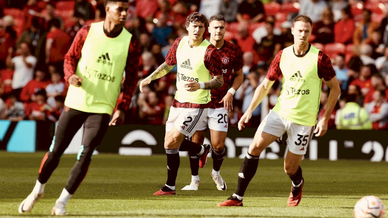 ฟื้นจากหลุม!! แมนยูฯ โกงความตาย "แม็คโทมิเนย์" ลงมาเบิ้ล แซงเบรนท์ฟอร์ด ช่วงทดเจ็บ