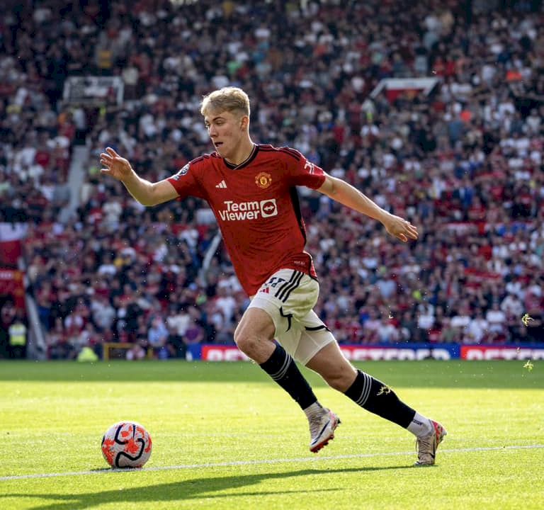 ฟื้นจากหลุม!! แมนยูฯ โกงความตาย "แม็คโทมิเนย์" ลงมาเบิ้ล แซงเบรนท์ฟอร์ด ช่วงทดเจ็บ