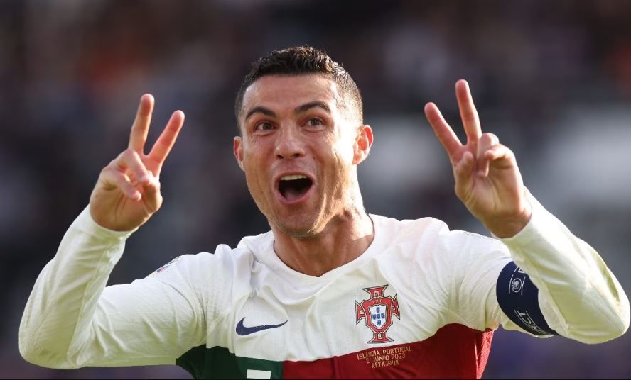 อายุแค่ตัวเลข! พี่โด้ ฮอตไม่เลิก ซัดมาสุดปี2023