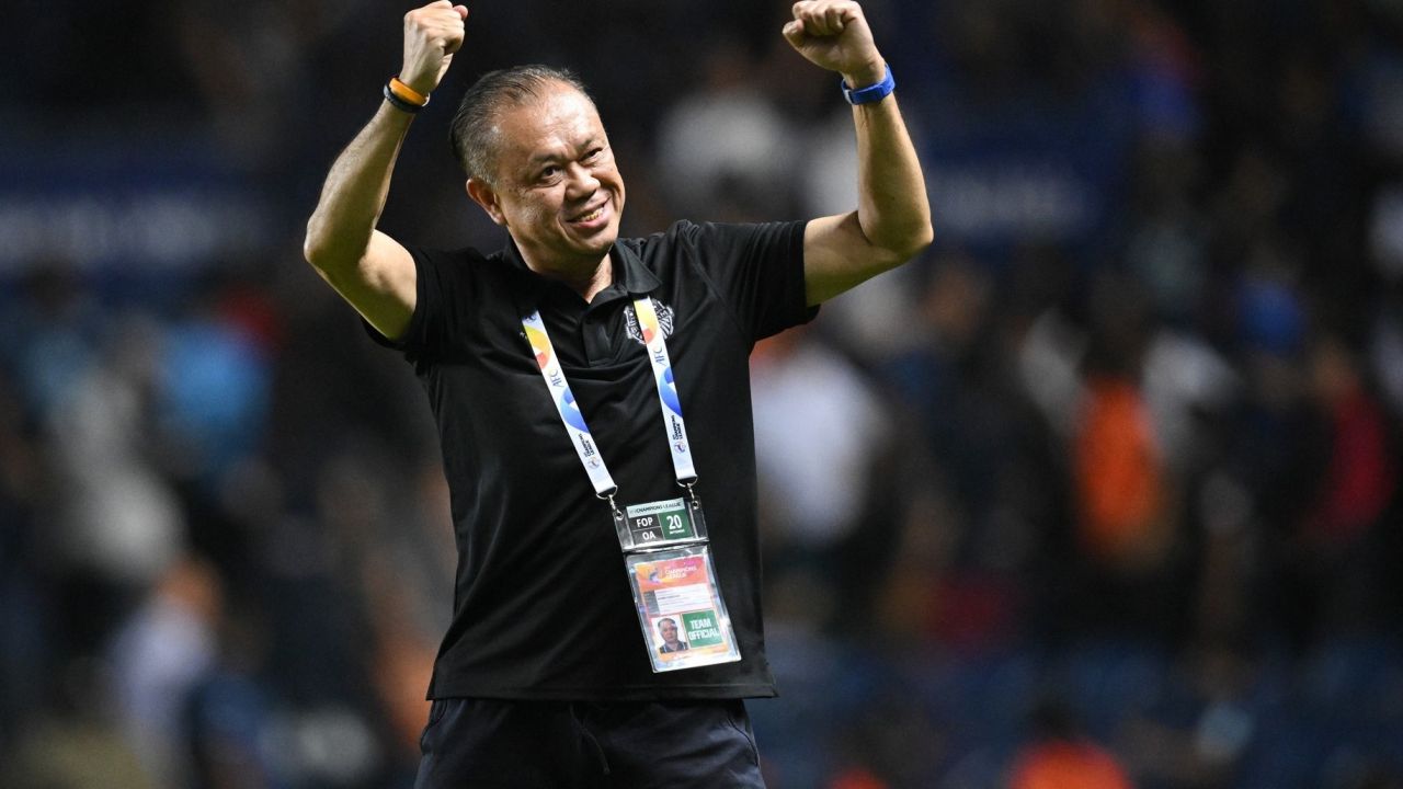 "ลุงเน" เนวิน ชิดชอบ ประกาศกร้าว “ไม่มีใคร ไม่รักชาติ เรารักชาติ ไม่น้อยกว่าใคร”