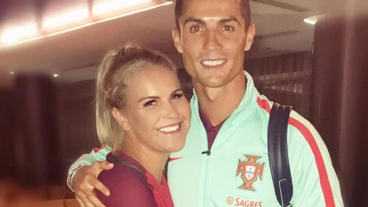 สงสัยมือลั่น! พี่โด้ กดไลค์ โพสต์เหน็บ เมสซี่