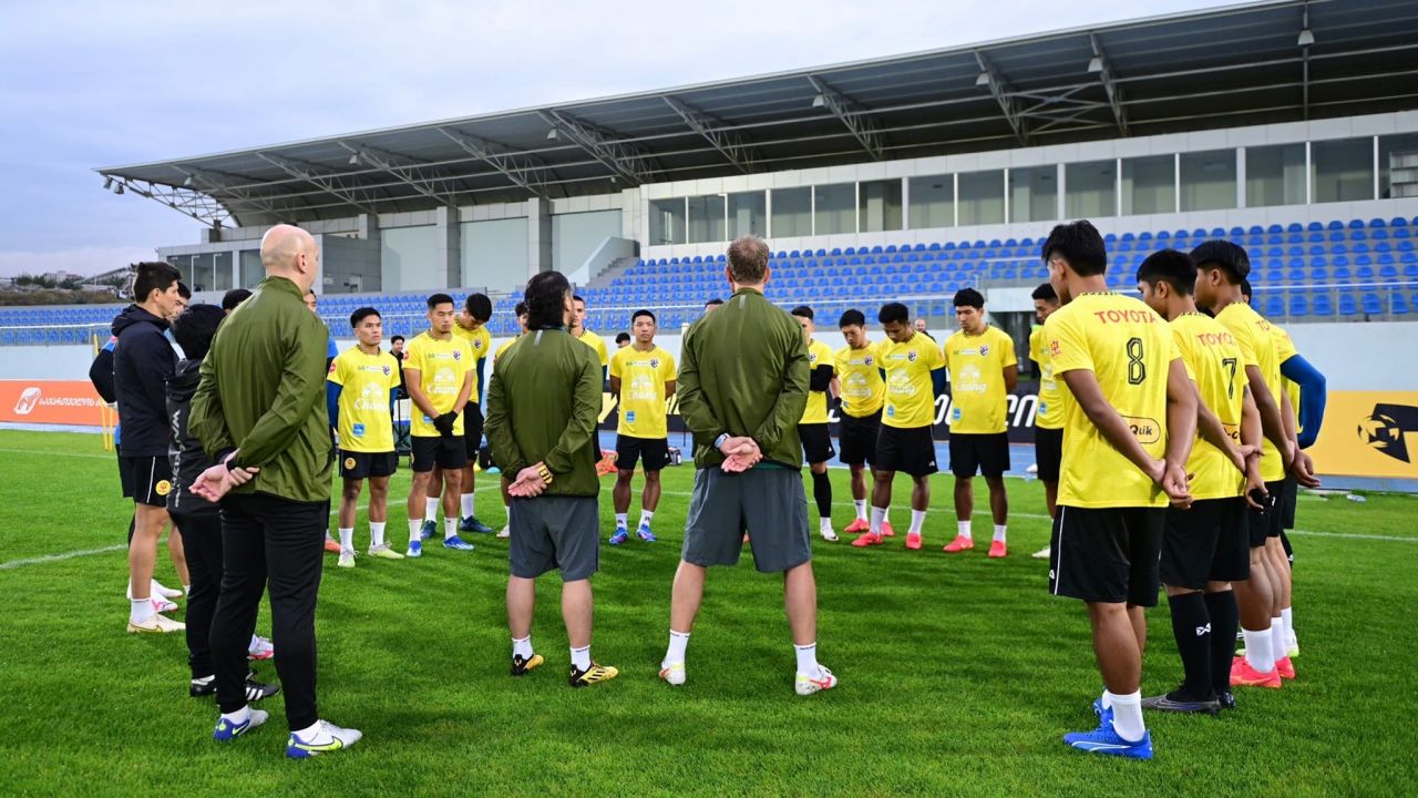 ชุดใหญ่ จัดเต็ม !!  26 รายชื่อนักเตะทีมชาติไทย ชุดคัดบอลโลก2026 รอบคัดเลือก