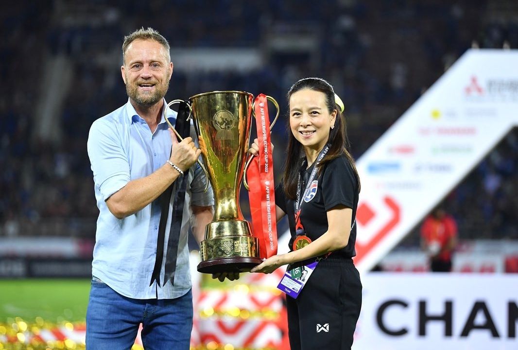 โชคดี มาโน่!!! สมาคมกีฬาฟุตบอล โพสต์ขอบคุณ มาโน่ โพลกิ้ง