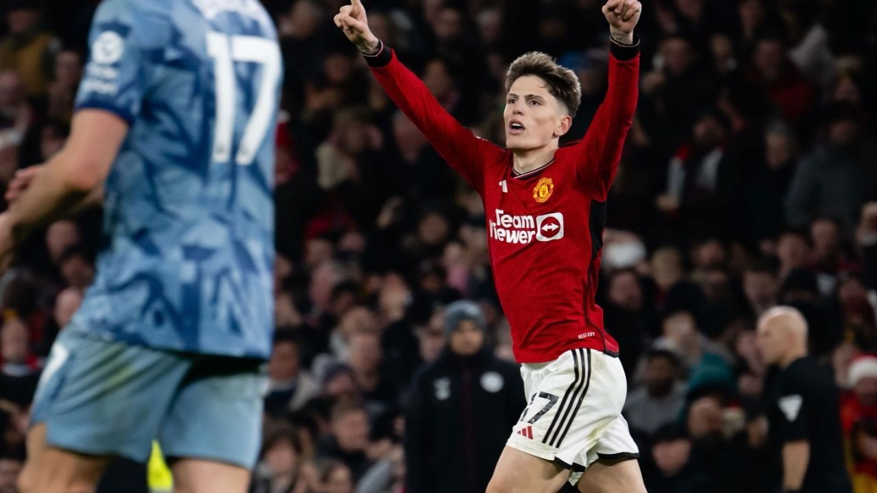 COMEBACK !! แมนยูฯ รัว 3 เม็ดรวด พลิกแซง แอสตัน วิลล่า แบบสุดมันส์