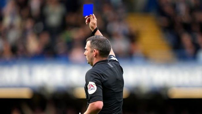 มึนไหมล่ะ! ฟีฟ่า จ่อเพิ่มกฏ ใบนำเงินไล่ออก 10นาที