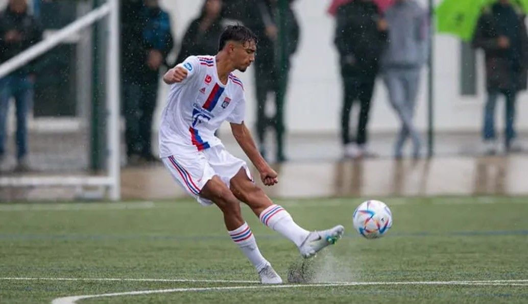 OFFICIAL : ประกาศรายชื่อ "ทีมชาติไทย U23" ไร้ชื่อ ศุภณัฏฐ์ แต่ได้กองกลางวัย 18 ปีจาก ลียง มาเสริมแกร่ง