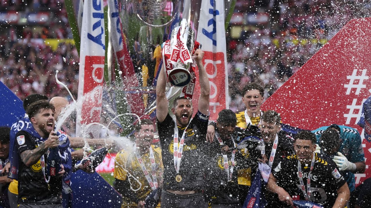 คานช่วยเซฟ "เซาท์แธมป์ตัน" ซิวโควตาสุดท้าย เลื่อนชั้นสู่พรีเมียร์ลีก