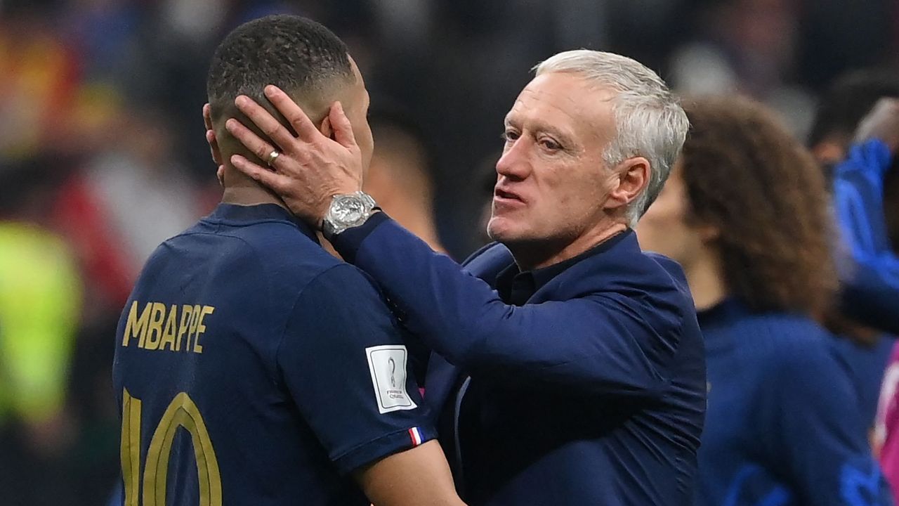 ไปนอนซะไป! เดส์ชองส์ สวนแรงนักข่าว บ่นตาไก่เล่นน่าเบื่อ