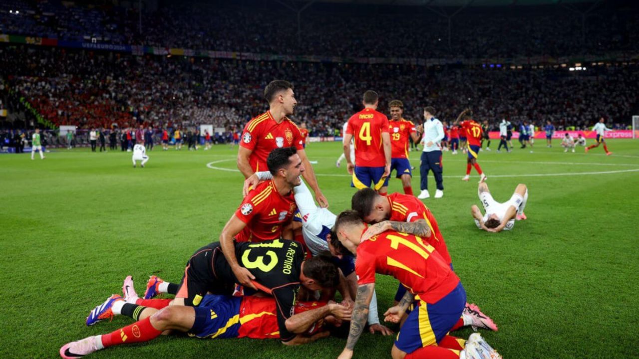 สุดในรุ่น! กระทิง ม้านอกสายตา สู่แชมป์สุดแกร่ง