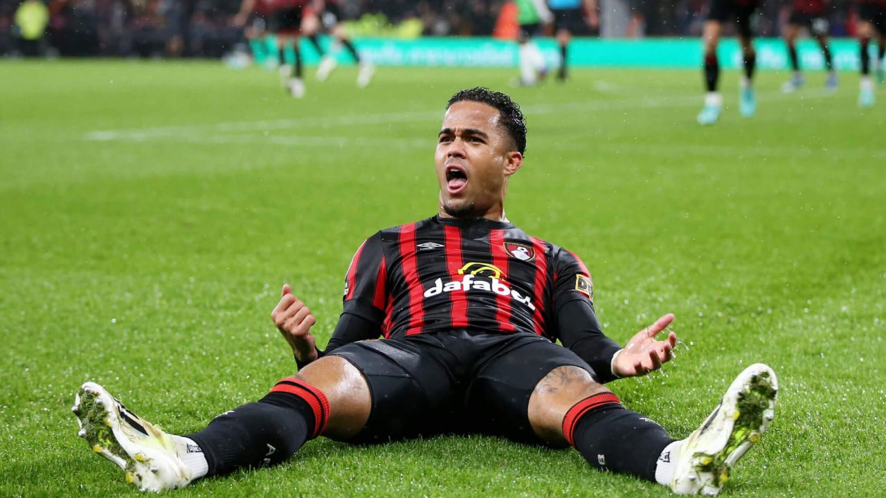 เหลือจะเชื่อ! พรีเมียร์ลีก จารึกสถิติแฮตทริกจุดโทษ