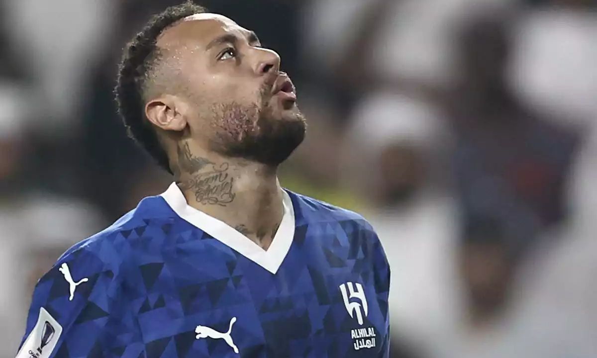 นั่งรับเงิน! โค้ชอัลฮิลาล เผยเหตุหั่นชื่อเสี่ยเนย์ทิ้ง