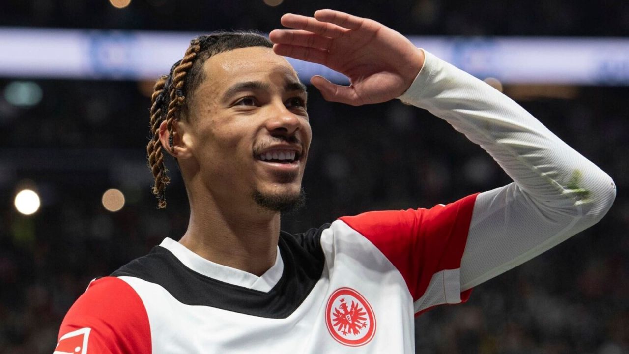 ด่วน! 'นิวคาสเซิ่ล' ทุ่มล่า 'เอกิติเก้'