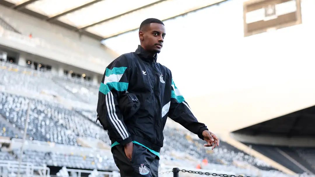 เชียร์เรอร์จวก สาลิกา เรื่อง อิซัค