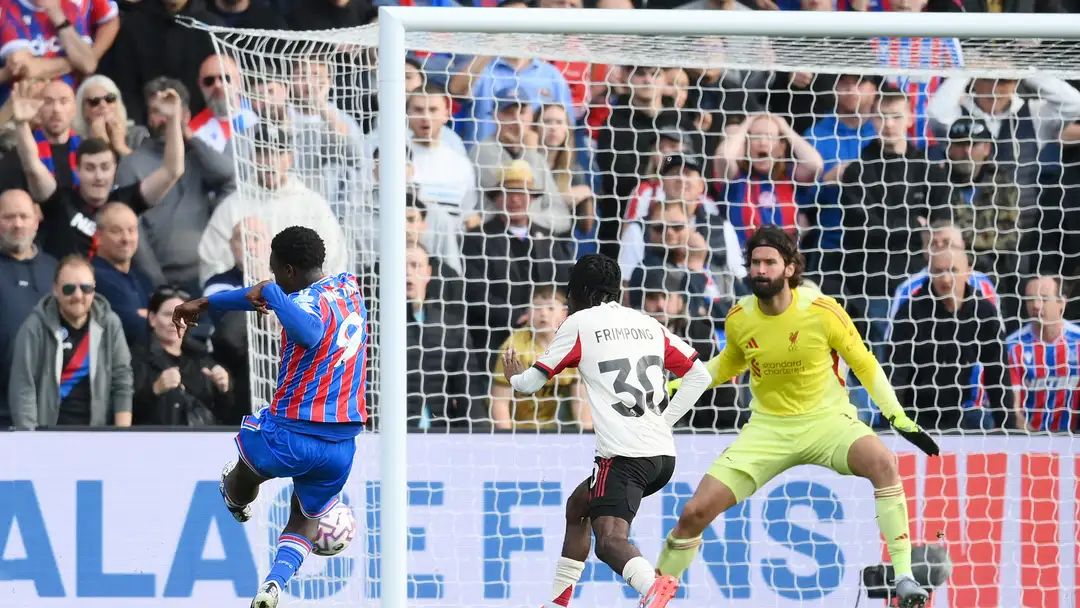 ชล็อตโวย หงส์แดงพลาดเองท้ายเกม จนพ่ายพาเลซ