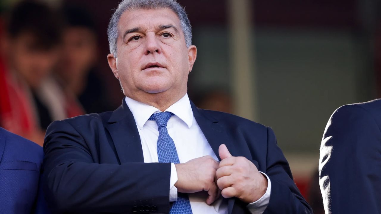 พอเถอะ 25 ปีแล้ว! ลาปอร์ต้าวอนแฟนบาร์ซ่า 'เลิกแค้นฟิโก้'