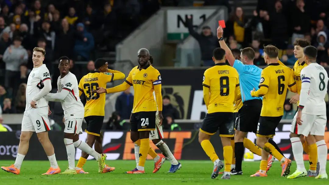 มาเรสก้าฉุนจัด ดีแล็ปโดนใบแดงไม่จำเป็น