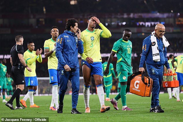 กาเบรียลเดี้ยงยาว อาร์เซนอลกุมขมับ