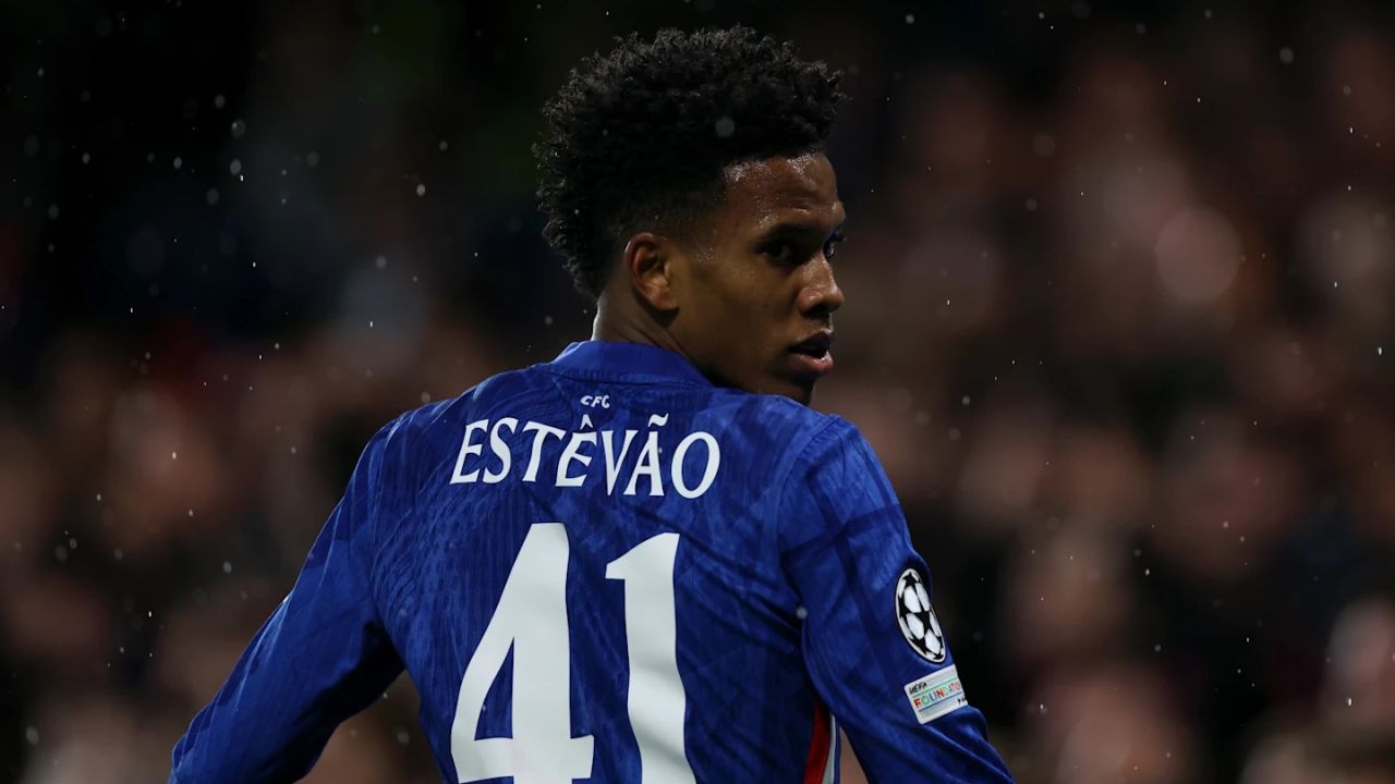 กลิ่นมันแปลก ๆ! เอเยนต์แฉเอง — ‘เอสเตเวา’ แอบปลื้มบาร์ซ่า แต่ต้องพลาดเพราะทีมถังแตก