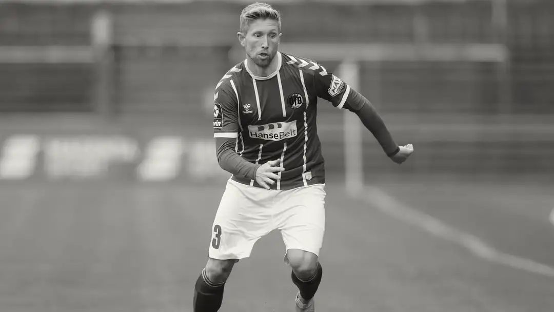 แข้งอินทรี เสียชีวิตจากอุบัติเหตุตกกระเช้าลิฟต์สกี