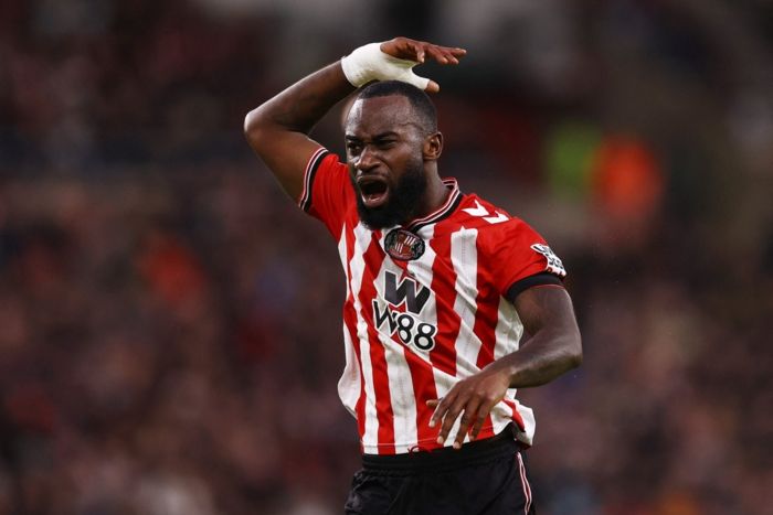 หงส์แดงเปิดโต๊ะเจรจาคว้าแบ็กขวาจากทีมแมวดำ