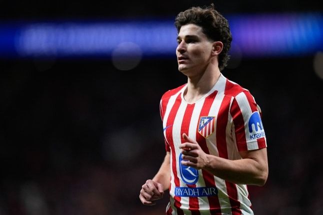 สองทีมดังอังกฤษพร้อมแย่ง อัลวาเรซ แต่เจ้าตัวสนบาร์ซ่า