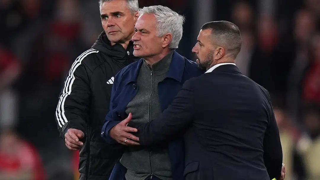 น้ามูตั้งข้อสังเกต ดราม่าเหยียดผิวเกิดแต่กับวินิ