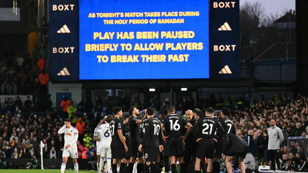 เป็ปเรียกร้องความเคารพ หลังเกิดเสียงโห่หยุดละศีลอด