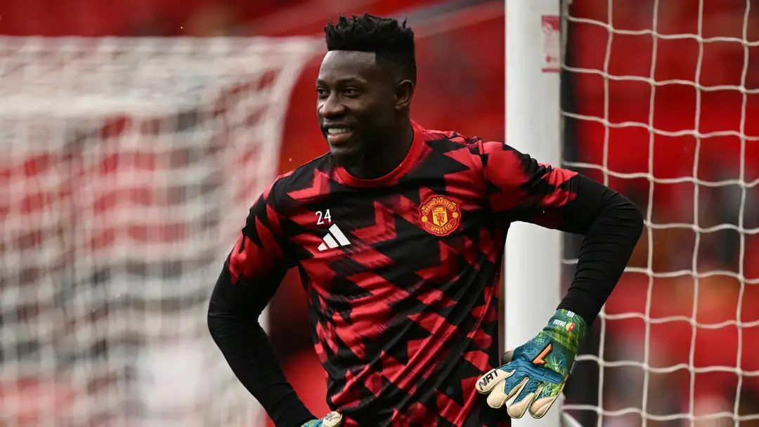 อดีตกองกลางหนุนโอนานา กลับมาทวงตำแหน่งโกลผี