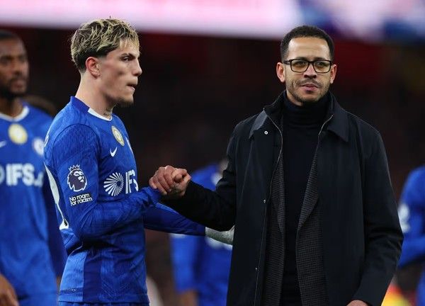 โรซีเนียร์ประหลาดใจ การ์นาโช่ถูกโห่ทุกสนาม