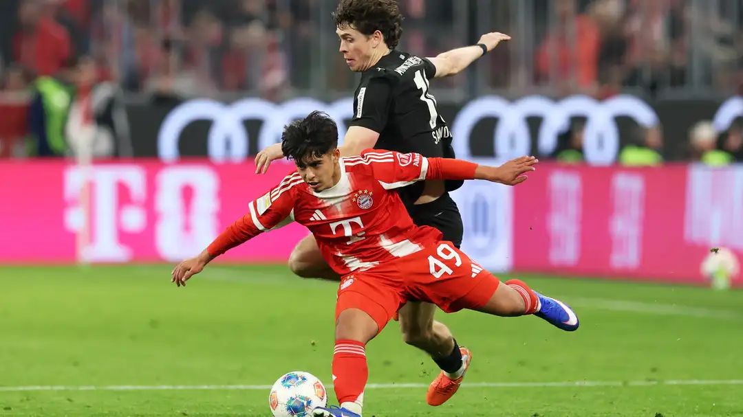 ไมคอนดาวรุ่งราชรี ประเดิมสนามเสือใต้