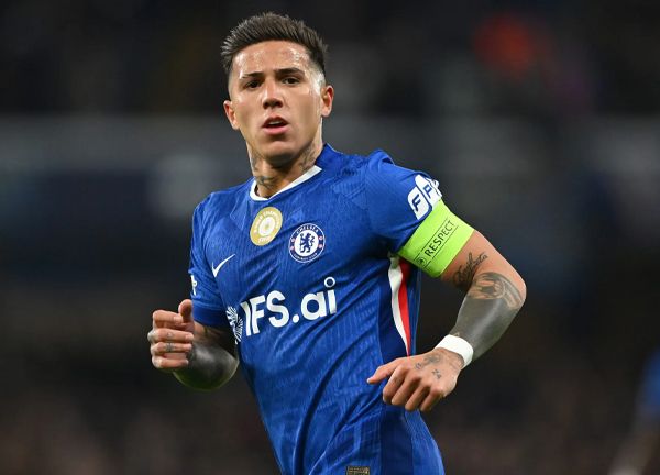 สิงห์ร้อน! แข้งบางส่วนไม่พอใจ เอ็นโซ่