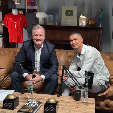 ดูวิเคราะห์ “ไม่ต้องถ่อม!” โรนัลโด้สวนกลับคำถามยันชัด “เมสซี่ไม่เก่งกว่าผม”