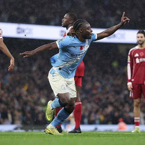 ดูวิเคราะห์ “โดกูเล่นไฟลุก!” VvD ยอมรับ แบรดลีย์เจอของจริง