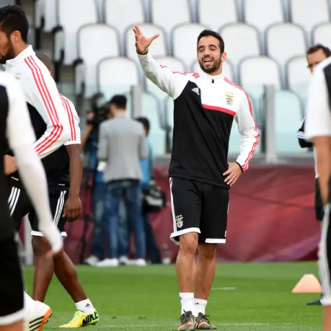 ดูวิเคราะห์ ย้อนรอยอโมริม เคยมีปัญหาวินัยสมัยค้าแข้งกับเบนฟิก้า