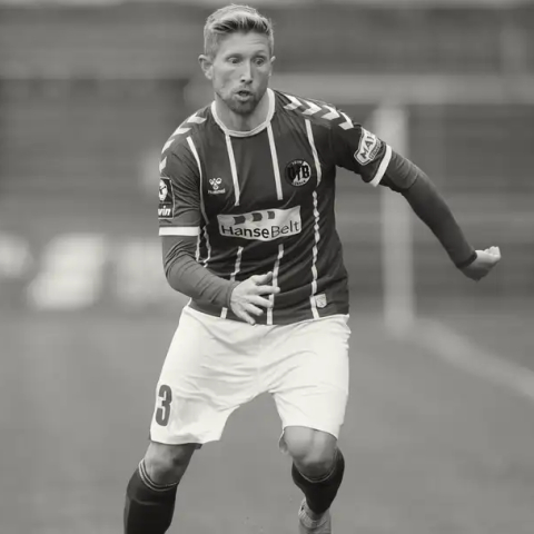 ดูวิเคราะห์ แข้งอินทรี เสียชีวิตจากอุบัติเหตุตกกระเช้าลิฟต์สกี