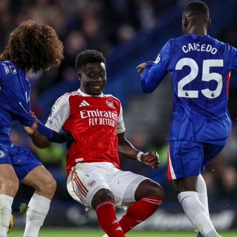 "ต้องมีตัวเก๋า!" เรดแนปป์ชี้แนวรับสิงห์ยังห่างชั้น จี้บอร์ดช้อปเซ็นเตอร์ระดับโลก-โกลใหม่ด่วนหนาวนี้