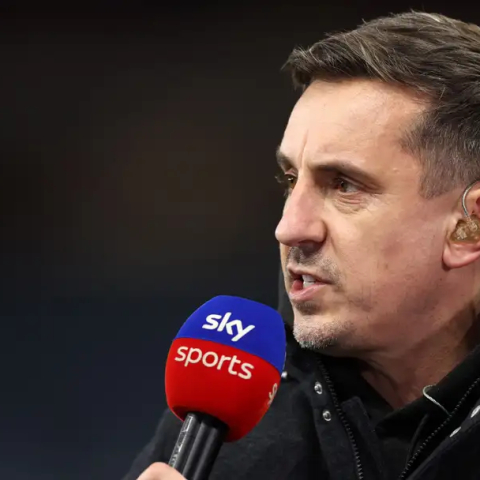 ดูวิเคราะห์ เนวิลล์ชี้ชัด สามกุนซือมากประสบการณ์เหมาะคุมผี