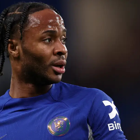 ดูวิเคราะห์ สเตอร์ลิงย้ายร่วมทีมเฟเยนูร์ดแบบไร้ค่าตัว