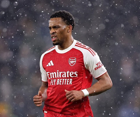 อดีตแข้งปืนใหญ่เสนอพักกองหลังตัวหลัก