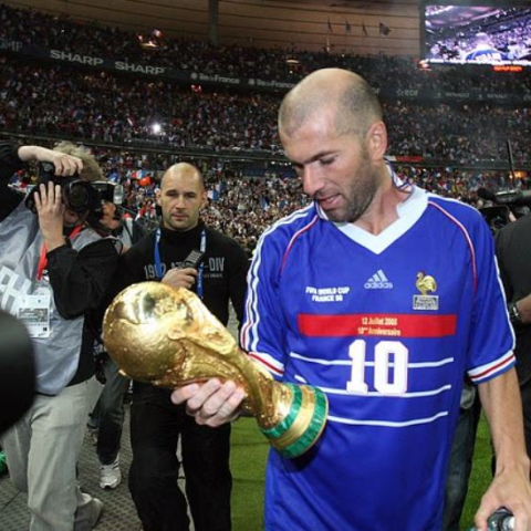 สื่อเผย ซีดานเตรียมคุมตราไก่หลังศึกบอลโลก