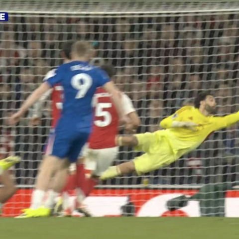 หัวใจแทบวาย! อาร์เตต้ายกย่องราย่า เซฟชีวิตปืนใหญ่ท้ายเกม