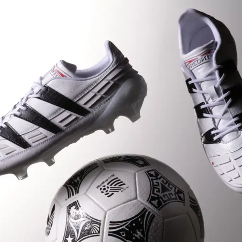 ดูวิเคราะห์ อาดิดาสเผยโฉมรองเท้า+ลูกบอลโลก 2026